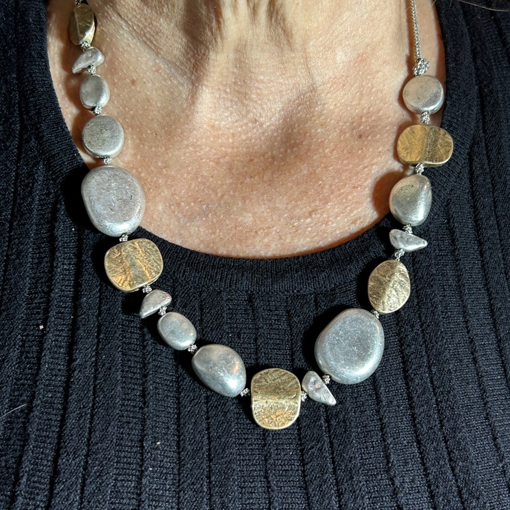 Elegant Silver and Gold Necklace
